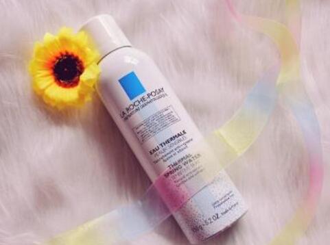 敏感肌补水用什么爽肤水 保湿是每日护肤的基础