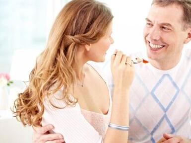 适度的妻管严竟然能带来这么多的好处