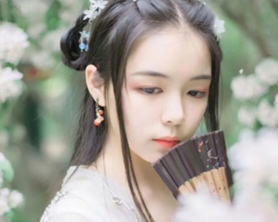 仙气满满的古风编发 让你的气质一下子提升不少