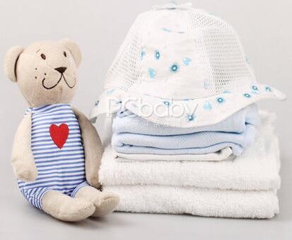 宝宝表达爱的小动作 你读懂了吗