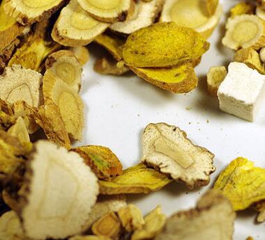 干无花果泡水喝的功效有哪些