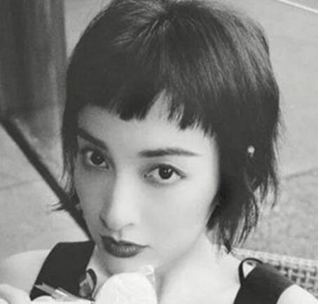 时尚刘海 充分展现女性的温柔和可爱