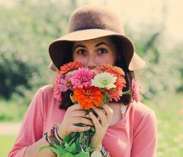 大龄剩女心理想嫁给爱情 我想嫁给爱情难道错了吗