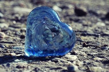 玻璃心是怎么形成的 你的心是玻璃做的吗