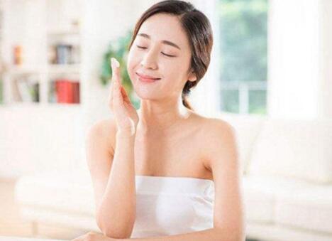 一白遮百丑 肤色暗黄不均匀怎么办