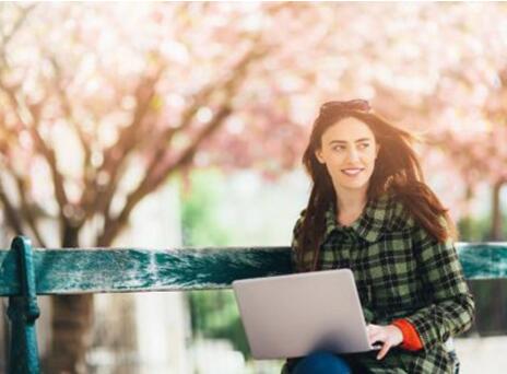 比单身更能够摧毁一个女生的 是失败的婚姻