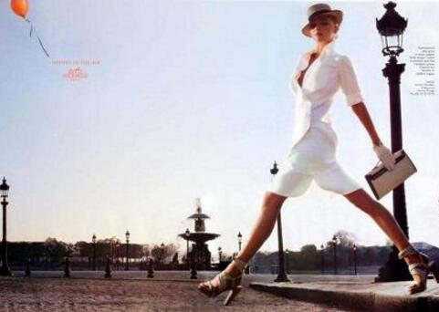 讨好型女性 会假装迎合他人情绪的心理