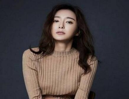 没有爱情的滋养 依然过得多姿多彩