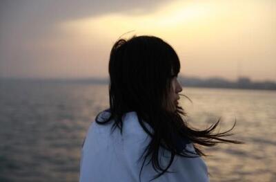 女性余生要控制住好情绪 需要有点城府