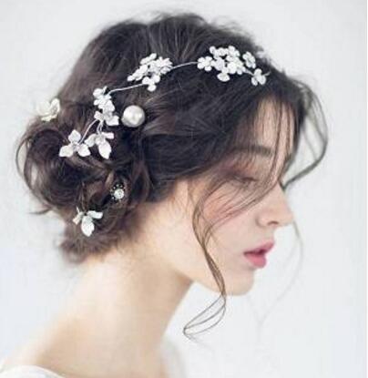 森女系新娘的花园婚礼发型 自然又随遇而安