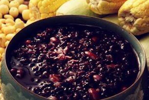 水煮蛋减肥法 黄瓜鸡蛋减肥法