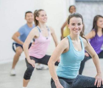 深蹲会影响长高吗 负重深蹲能减肥吗