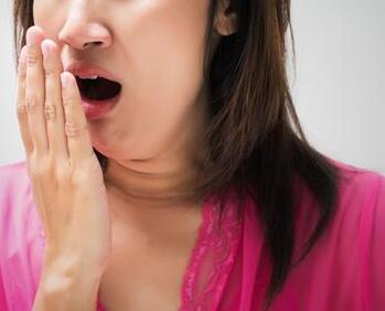 五种疾病最容易引起女性口臭