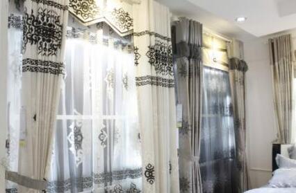 窗帘不用拆下来也能清洗