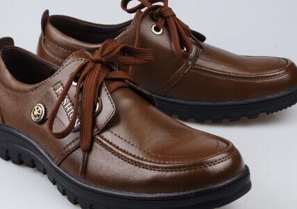 皮鞋发霉怎么处理 皮鞋发霉怎么清洗