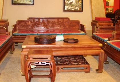 花梨木家具价值的影响因素有哪些