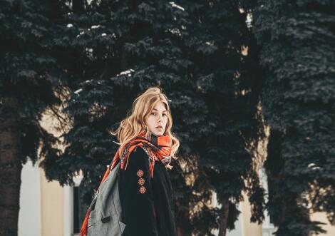 皱纹总是悄悄来临 教你怎样抵抗皱纹