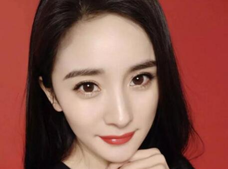 杨幂特爱的微闪妆 有提升精神的的效果