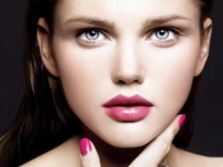 女生护肤小技巧 这些产品不能直接上脸