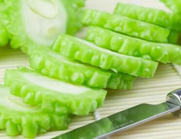 苦瓜骨头汤不同做法有不同功效