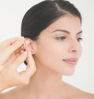 导致耳朵长痘痘的原因是什么 应该怎么处理