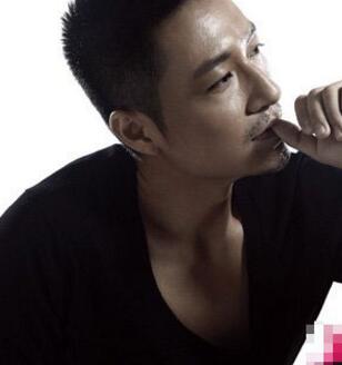 女人们如何能看出男人是否符合自己的要求呢