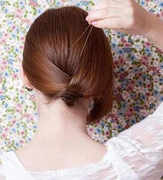 不用再纠结 长发变短发只需3分钟