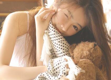 征服单身女孩你是想用心还是用力满足她呢