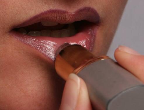 嘴角开裂一直不好是什么原因 你不知道的治愈方法