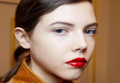 少女感唇妆充满活力 玻璃感水润唇面的打造方法