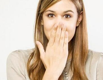 打嗝是怎么回事 打嗝怎么治 那么为什么会这样呢