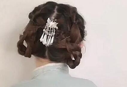 仙气满满的古风编发 日常中简单地使用上簪子编发