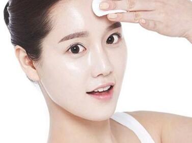 夏天带来的肌肤问题 你中招了吗