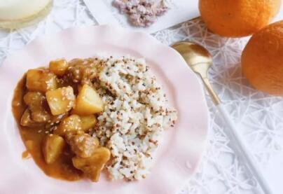 营养减肥餐食谱 咖喱排骨藜麦饭可以了解一下