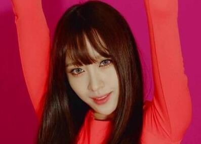 单眼皮女生的画眼妆方法 两种眼妆教程