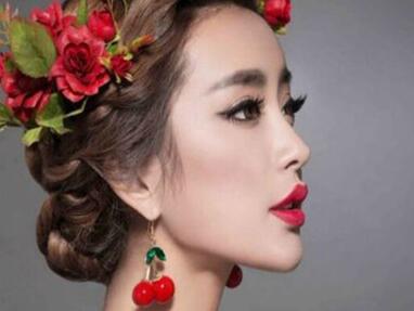 盘点肌肤老是掉妆的四种原因 你中招了几个