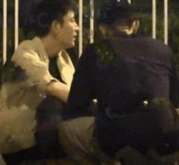 贾乃亮深夜醉酒被拍 贾乃亮不需要安慰