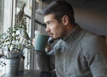 男人如果经常发这5种表情 对你有潜在的爱意