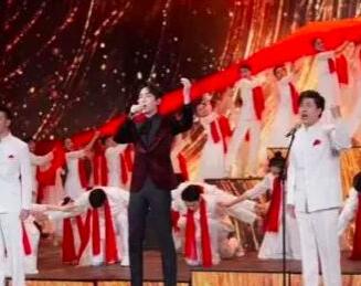 朱一龙台风稳怎么回事 朱一龙台风稳现场图原因揭秘