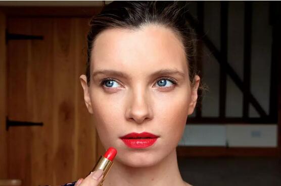 喝太多水也会给身体带来麻烦