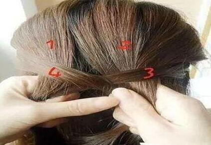 四种时尚韩式编发发型 简单好学不麻烦