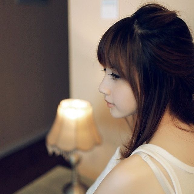 女友高潮调教小说|胸口传来温热和酥麻