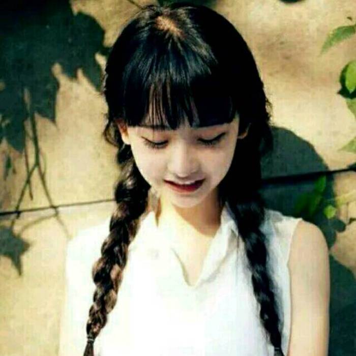 前凸后翘让人欲火难忘|大腿根一摩擦，有了感觉