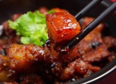 怎样做红烧肉才好吃呢 红烧肉的家庭做法有哪些