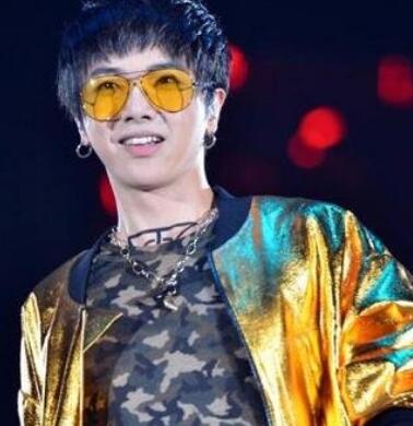 华晨宇真名叫什么 华晨宇个人资料