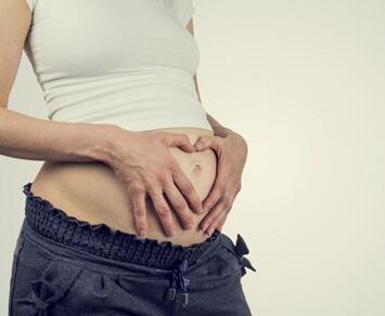 孕酮低还伴有出血该怎么办