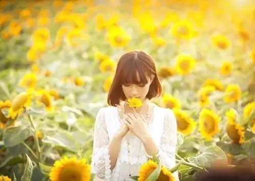 呃呃轻一点好痛不要|一股强烈感觉涌上心头