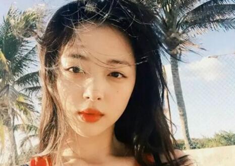 郑爽回应粉丝脱粉怎么回事 郑爽霸气回应粉丝脱粉爱看不看