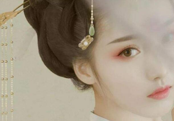 想要男人彻底爱上你 就要做一个“小气”的女人