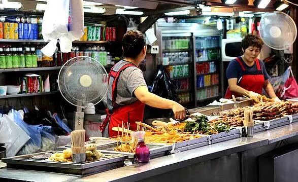 中国麻辣烫在韩国人气火爆  该开心还是担心？